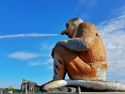 Banjarmasin, dari Patung Bekantan Hingga Pasar Terapung