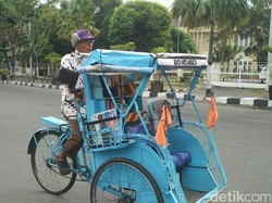 Ini Alasan Mbah Topo Selepas Pensiun TNI Jadi Penarik Becak