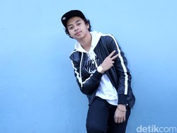 Netizen Ramai Komentari Ultah Bastian Steel