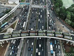 Djarot Bahas Simpang Susun Semanggi dengan Menteri PUPR