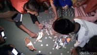 Anak Yatim Pecahkan Celengan untuk Bayar Denda PLN