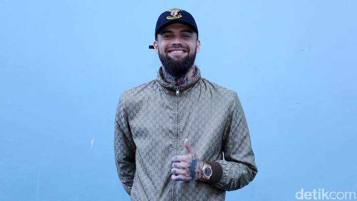 Diego Michiels dan Della Perez saat ditemui di Rumpi: No Secret.