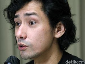 Revaldo Ditangkap Seusai Pakai Sabu di Apartemen Jakpus Revaldo Ditangkap Seusai Pakai Sabu di Apartemen Jakpus
