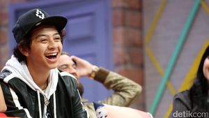 Ini Bukti Kalau Ternyata Bastian Steel Doyan Makan Junk Food