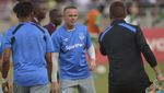 Aksi Rooney bersama Everton di Tanzania