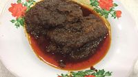 Jadi Makanan Terenak Sedunia, Intip Deretan Rendang di Rumah Makan Minang Ini