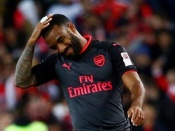 Pires Ingatkan Lacazette akan Beratnya Proses Adaptasi