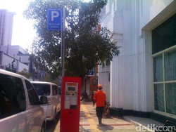 Hari Ini, Mesin Parkir Elektronik Bandung Mulai Dioperasikan