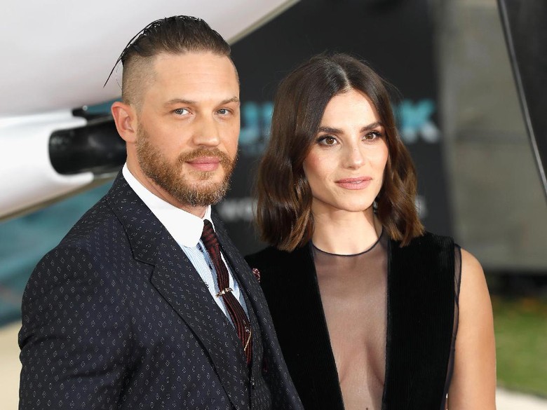 Kabar Bahagia, Tom Hardy Sambut Kehamilan Sang Istri