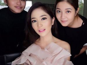 Glowing, Bunga Zainal Cantik Menawan!