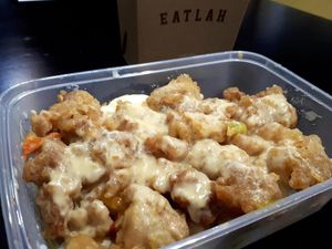 Eatlah: Di Sini Ada Salted Egg Chicken Rice Gaya Singapura yang Sedap Eatlah: Di Sini Ada Salted Egg Chicken Rice Gaya Singapura yang Sedap