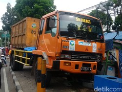 Dalang Pelempar Truk Sampah  DKI Ternyata Pencuri Motor