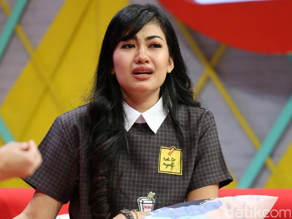 Della Perez, Adam Levine hingga Iqbaal Ramadhan-Vanesha Prescilla