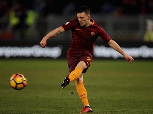 Napoli Dapatkan Bek Kiri Roma