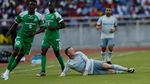 Aksi Rooney bersama Everton di Tanzania