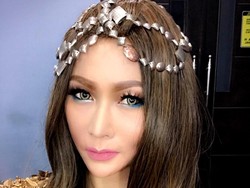 Bangga! Inul Daratista Diwawancara Majalah TIME