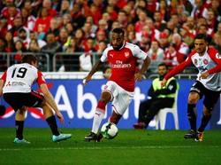 Arsenal Kalahkan Western Sydney Wanderers 3-1