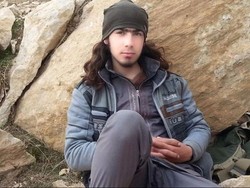 Kisah Kehidupan Rahasia Petempur Muda ISIS