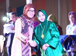 Istri Bupati Pasuruan Raih Penghargaan Manggala Karya Kencana