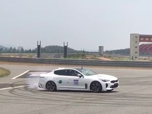 KIA Juga Asyik Dibuat Ngedrift, Ini Buktinya!