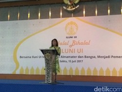 Di Depan Alumni UI, Susi Blak-blakan Soal Illegal Fishing
