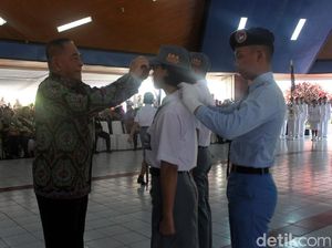Menhan: Ormas yang Tidak Berasaskan Pancasila Silakan ke Negara Lain Menhan: Ormas yang Tidak Berasaskan Pancasila Silakan ke Negara Lain