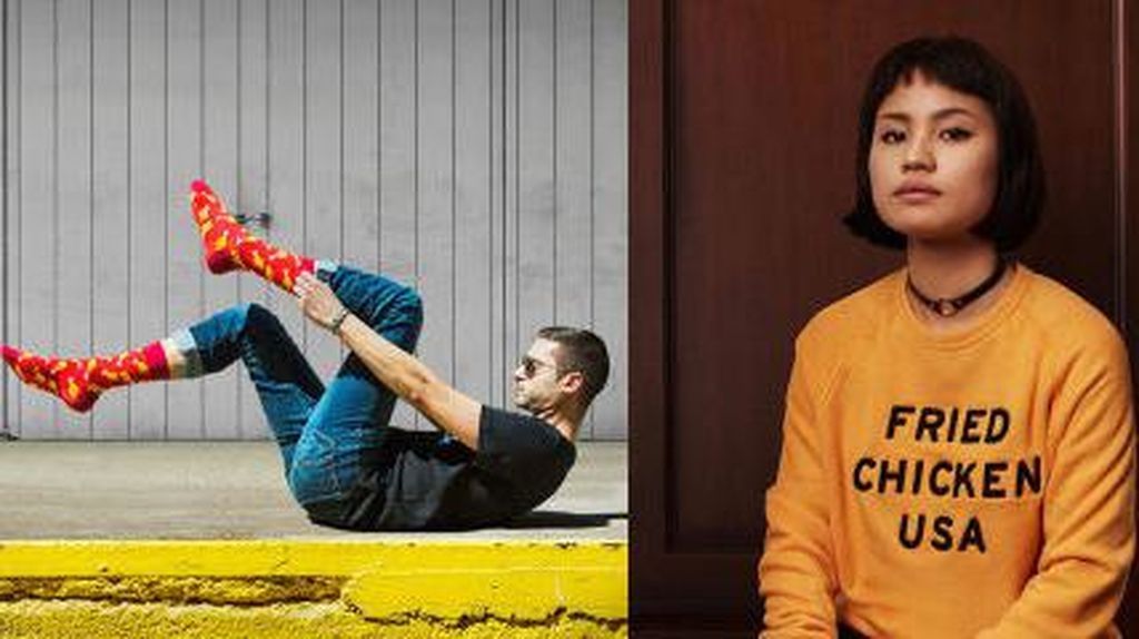 Lihat Keunikan Produk Aneh KFC, Kaos Kaki Sampai Meteorit Rp 256 Juta! Lihat Keunikan Produk Aneh KFC, Kaos Kaki Sampai Meteorit Rp 256 Juta!