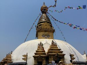 Nepal, dari Himalaya Sampai Kejayaan Masa Lampau