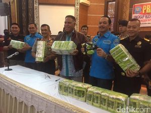 Selain Sabu 44 Kg Asal Malaysia, BNN Juga Sita Revolver dan Peluru