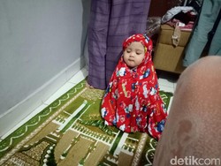 Yuk Bun, Kita Biasakan si Kecil Berdoa
