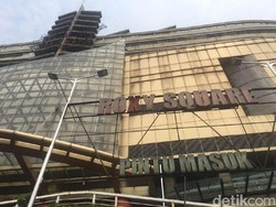 Keluhan Pedagang: Roxy Square Sepi Pembeli, Sudah Kayak Kuburan