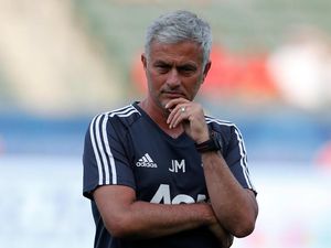 Skema Tiga Bek Jadi Alternatif Strategi MU Musim Depan