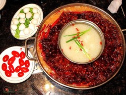 Berani Coba? Ini 10 Makanan Super Pedas dari China! (2)