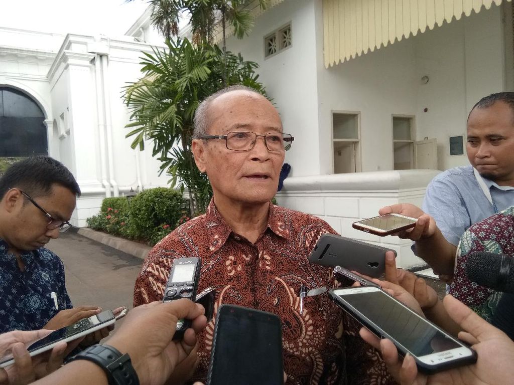 Puisi Neno Disebut Biadab, Buya Syafii Dikira Khilaf Puisi Neno Disebut Biadab, Buya Syafii Dikira Khilaf