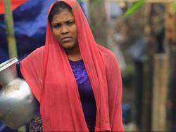 Pengungsi Rohingya Tinggal Berjejal di Kamp Bangladesh