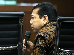 Pengakuan-pengakuan di Persidangan yang Menjerat Novanto