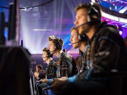 Logitech Akuisisi Produsen Headset Astro