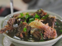 Ayam Goreng SPG hingga Sate Kiloan PSK, 5 Tempat Makan dengan Nama Unik Ayam Goreng SPG hingga Sate Kiloan PSK, 5 Tempat Makan dengan Nama Unik