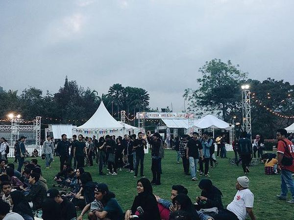 Syahdunya Folk Music Festival di Alam Malang