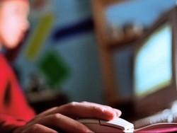 Lindungi Anak, Situs Pornografi di Inggris Harus Pasang Verifikasi Umur