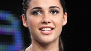 Foto: Cantiknya Naomi Scott, Pemeran Putri Jasmine Tampil Kasual