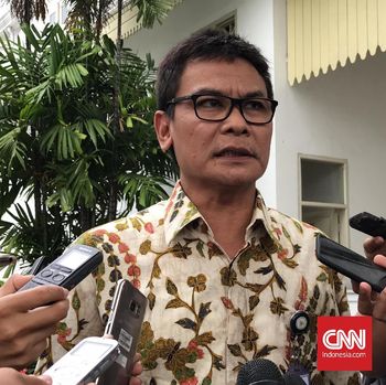 Pramono Sebut Jokowi Izinkan Johan Budi Daftar Caleg PDIP