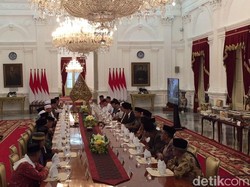 Jokowi Bertemu Ulama Se-Sulsel di Istana Bahas Ekonomi dan Politik