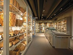 Mengintip Koleksi Antropologi Terbesar Dunia