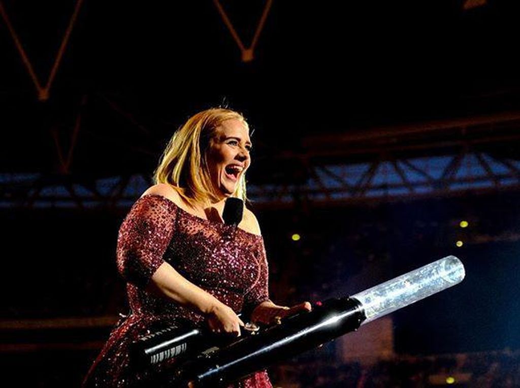 Cerai dari Suami, Adele Siap Cari Pasangan Baru Cerai dari Suami, Adele Siap Cari Pasangan Baru