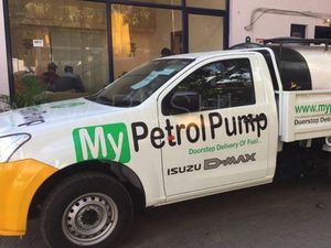 Di India Beli Bensin Bisa Online Lho!