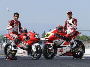 Dimas Ekky dan Andi Gilang Beraksi di Seri Terakhir FIM CEV 2017 Dimas Ekky dan Andi Gilang Beraksi di Seri Terakhir FIM CEV 2017