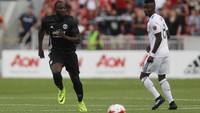 Lukaku direkrut MU dari Everton dengan nilai 75 juta poundsterling (Rp 1,3 triliun), dengan nilai itu bisa bertambah 15 juta poundsterling lagi. (REUTERS/Jim Urquhart)