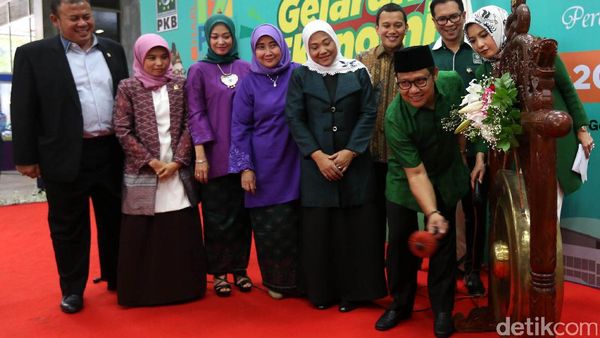 Cak Imin Buka Pagelaran Ekonomi Rakyat