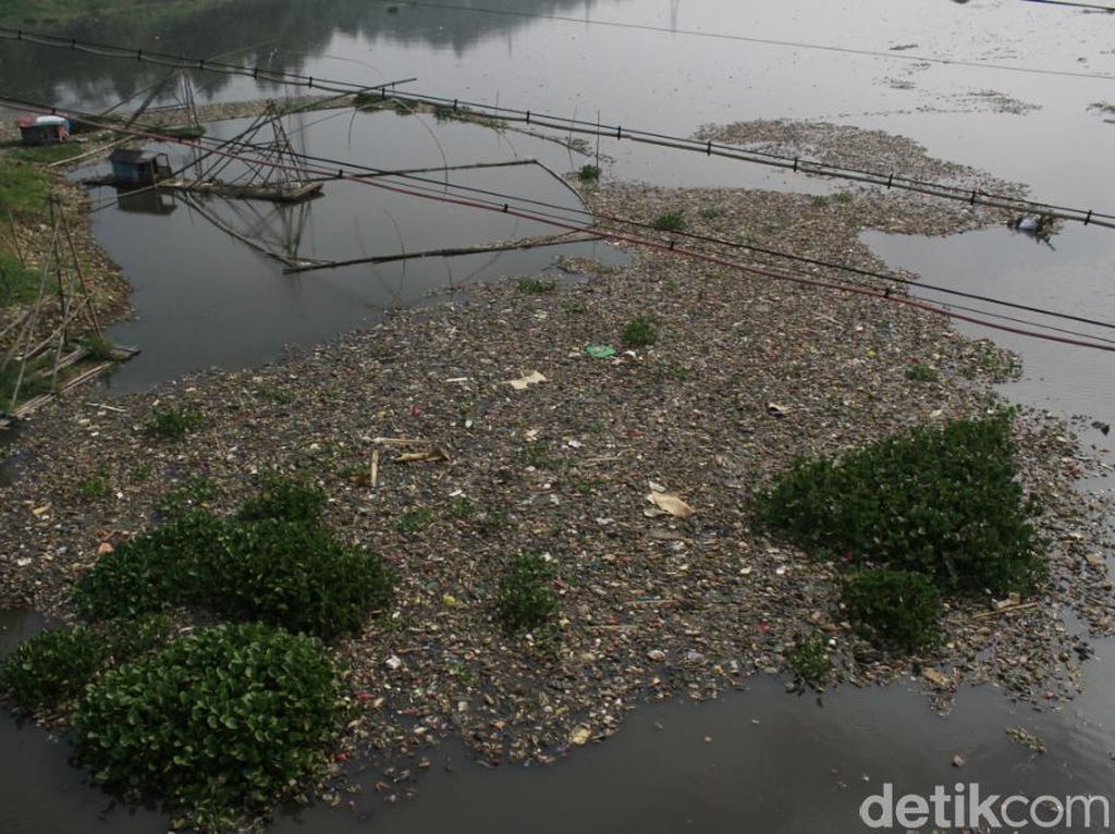 Belum Menghilangkan, Citarum Bestari Baru Berhasil Kurangi Sampah Plastik